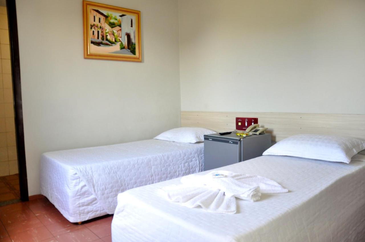 Hotel Cacula 隆德里纳 外观 照片